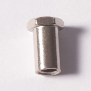 6374 - écrou femelle coquille