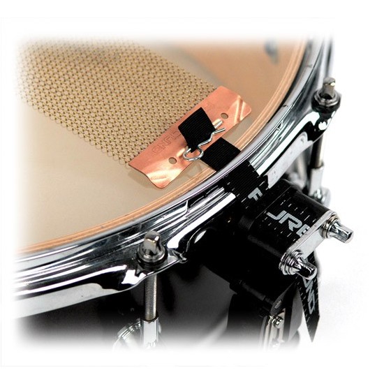 Timbre CUSTOM PRO pour caisse-claire 14", 20 brins en laiton