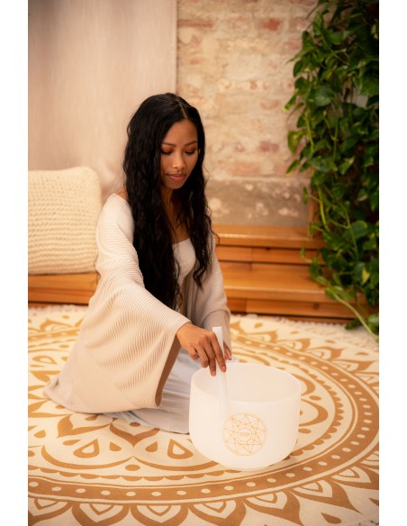 Crystal singing bowl 10" 639 Hz