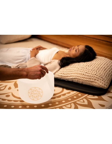 Crystal singing bowl 10" 639 Hz