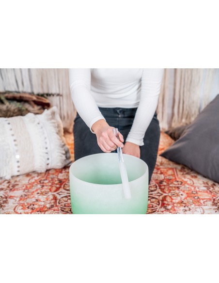 Crystal singing bowl 11" F4 - Frosted green
