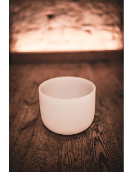 Crystal singing bowl 8" F - Frosted white